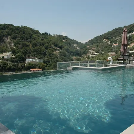 Villefranche-sur-mer Sleeps 10 Pool Air Con Villa