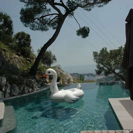 Villefranche-sur-mer Sleeps 10 Pool Air Con Villa *